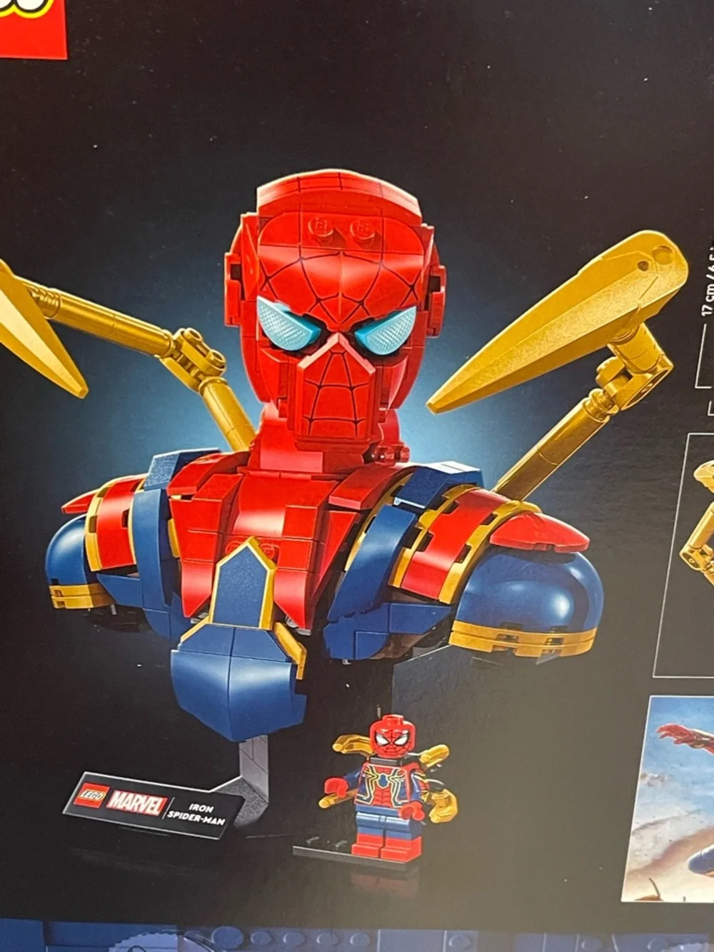 LEGO Marvel Iron Spider-Man Bust in Red /Gold Collectible 76326 379Pcs 18+ NIP
